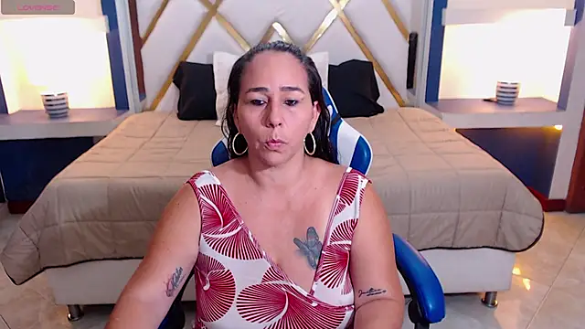 ashleylove prg online show from November 2025 02:36:01 AM