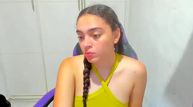 Lily anal squirt  online show from December 2024 07:10:01 PM