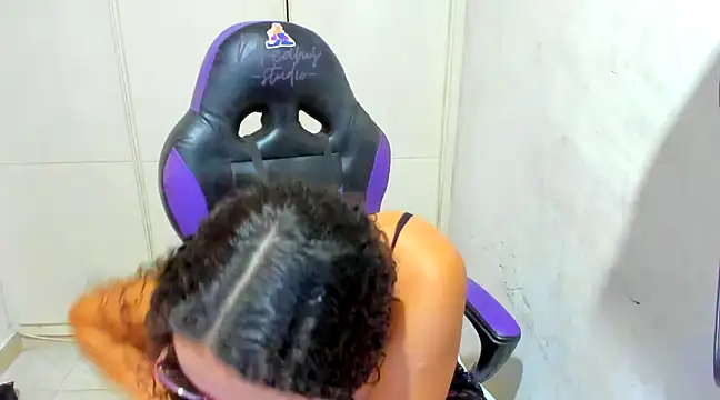 Lily anal squirt  online show from December 2024 08:58:01 PM