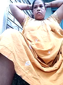 Hotty-rumi online show from September 2025 11:44:02 AM