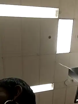 kobrashekyng online show from October 2025 05:35:01 PM