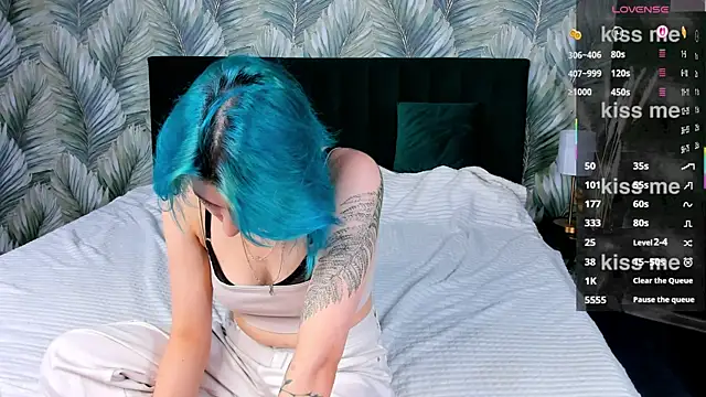 Bonni Meiz online show from September 2025 02:12:01 AM