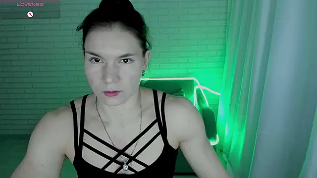 Snapshot of Lisa_Ray chatting on February 2025 04:27:02 AM Lisa Ray online show from February 2025 04:27:02 AM