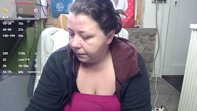 KasiaPrivat online show from January 2025 12:04:02 PM