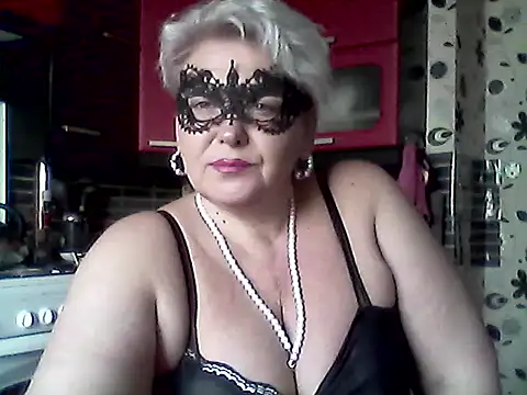 Lisa Suzie online show from March 2026 07:36:02 AM