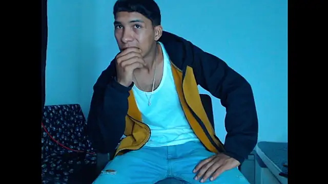 maximo vega newv online show from December 2024 01:38:02 PM