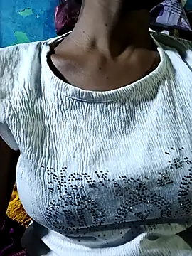 Kajal  Mehra online show from October 2025 02:57:01 PM