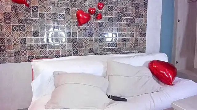 Pamela Johnsonn online show from February 2025 07:42:01 PM