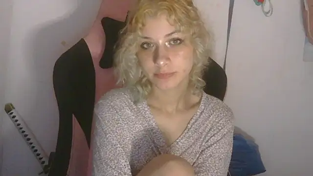 LadyhNigth online show from April 2026 12:57:02 AM