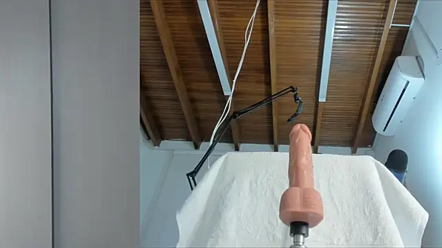 Lucy carter  online show from September 2025 01:33:02 PM