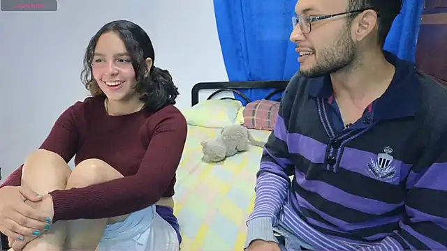 YuKinaHentaiI online show from February 2025 12:33:01 PM