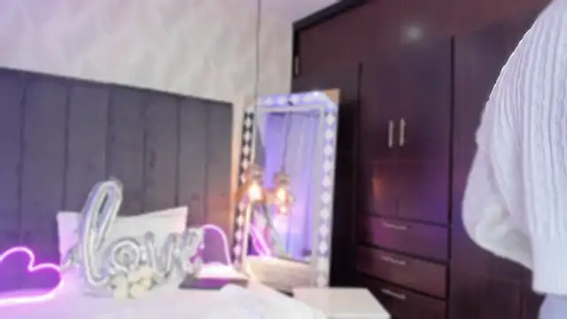 SHARONN     online show from February 2025 03:50:02 AM