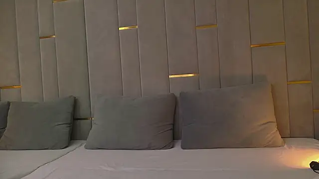 Ishtar Divine online show from January 2025 02:32:02 PM