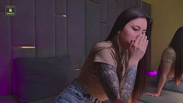 Ishtar Divine online show from February 2025 02:02:01 PM