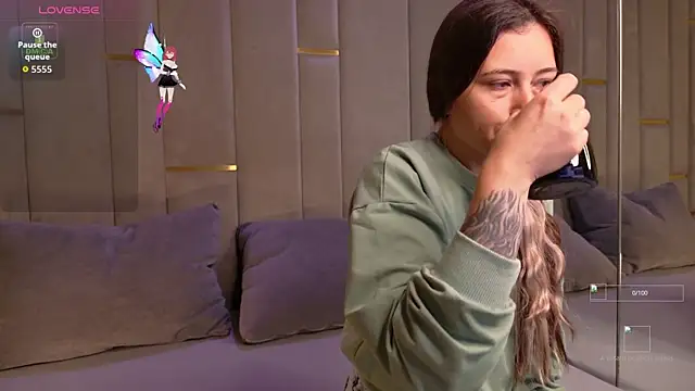 Ishtar Divine online show from September 2025 10:28:01 AM