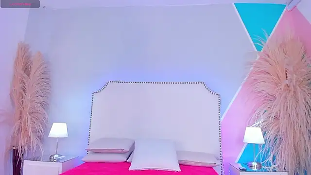 aggy castel online show from March 2026 02:09:02 PM