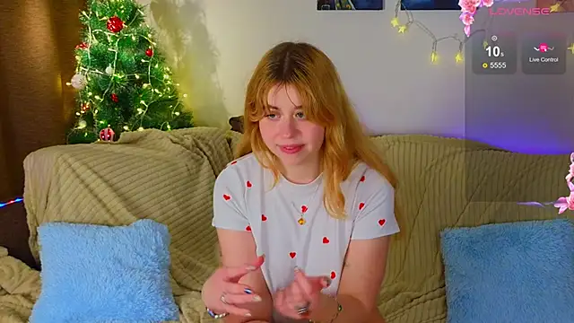 Penny Staaar online show from December 2024 07:52:02 PM