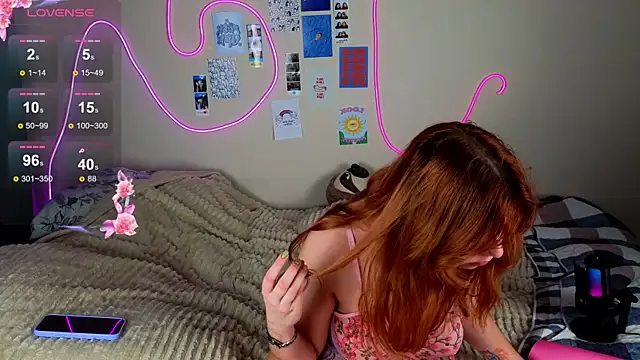 Penny Staaar online show from February 2025 11:55:02 PM