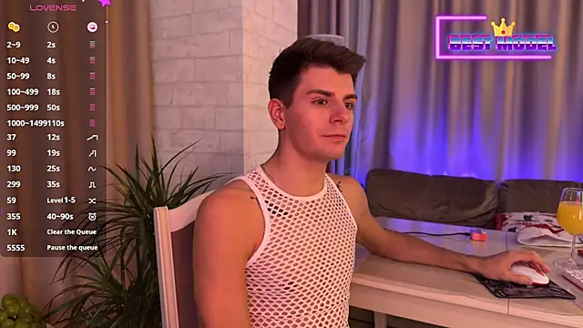 Walt Enjoy online show from January 2025 09:09:02 PM