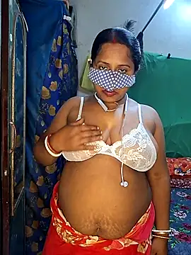 Snapshot of Real_Desi_Couple chatting on July 2026 04:54:02 PM Real Desi Couple online show from July 2026 04:54:02 PM