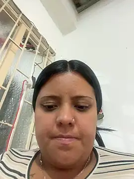 Snapshot of tuty_Tap chatting on August 2026 08:12:02 PM tuty Tap online show from August 2026 08:12:02 PM