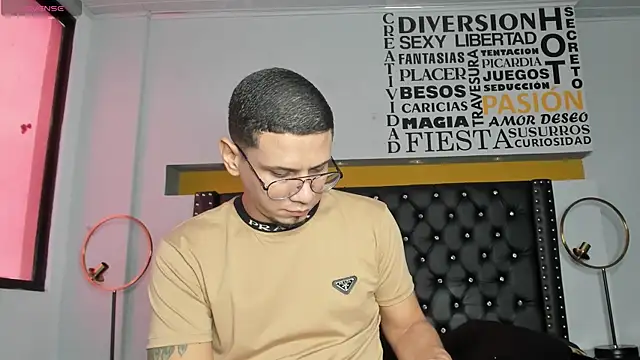 JoshMillerr  online show from March 2025 08:00:01 PM