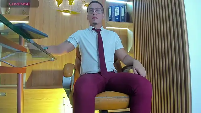 JoshMillerr  online show from September 2025 03:01:01 AM