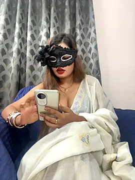 HoneyBearCpl online show from September 2025 03:38:02 PM