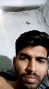 Snapshot of Roni1028 chatting on December 2024 05:50:02 AM Roni1028 online show from December 2024 05:50:02 AM