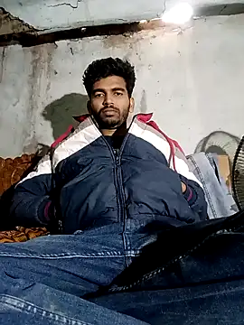 Snapshot of Roni1028 chatting on December 2024 05:39:02 AM Roni1028 online show from December 2024 05:39:02 AM