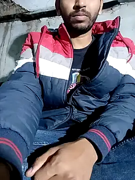 Snapshot of Roni1028 chatting on December 2024 05:11:02 PM Roni1028 online show from December 2024 05:11:02 PM