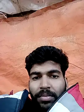 Snapshot of Roni1028 chatting on January 2025 02:51:02 PM Roni1028 online show from January 2025 02:51:02 PM