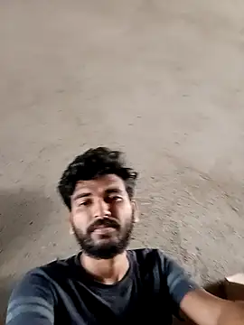 Snapshot of Roni1028 chatting on October 2025 06:05:01 AM Roni1028 online show from October 2025 06:05:01 AM