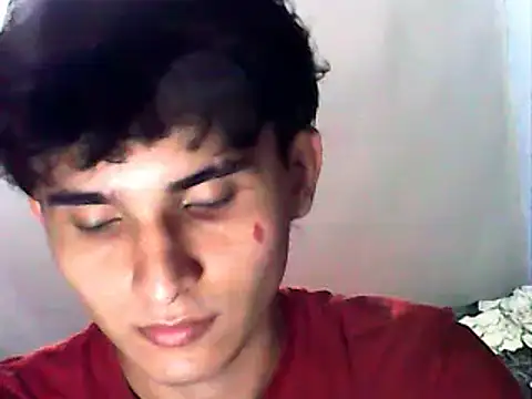 Snapshot of Charley_quin chatting on February 2025 11:17:01 PM Charley quin online show from February 2025 11:17:01 PM