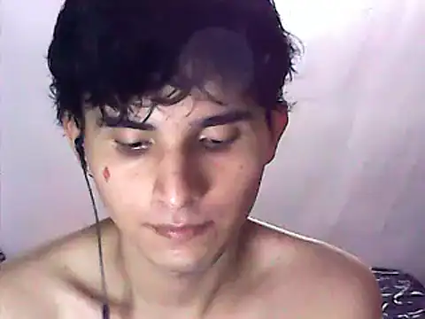 Snapshot of Charley_quin chatting on February 2025 11:43:02 PM Charley quin online show from February 2025 11:43:02 PM