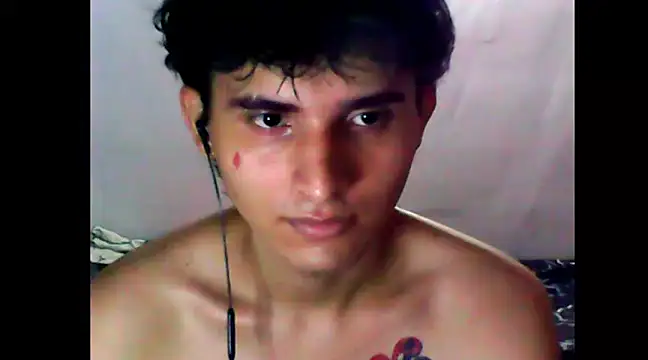 Snapshot of Charley_quin chatting on February 2025 11:46:01 PM Charley quin online show from February 2025 11:46:01 PM