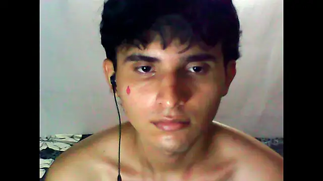 Snapshot of Charley_quin chatting on February 2025 02:47:02 AM Charley quin online show from February 2025 02:47:02 AM