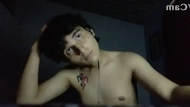 Snapshot of Charley_quin chatting on February 2025 02:53:01 AM Charley quin online show from February 2025 02:53:01 AM