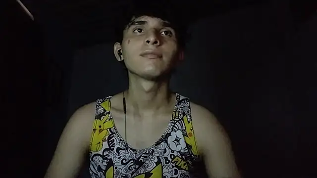 Snapshot of Charley_quin chatting on March 2025 11:42:01 PM Charley quin online show from March 2025 11:42:01 PM