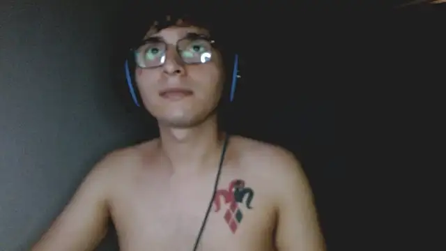 Snapshot of Charley_quin chatting on September 2025 02:38:01 AM Charley quin online show from September 2025 02:38:01 AM