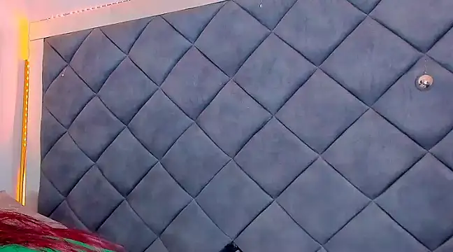 Nellyhills online show from January 2025 04:36:01 AM