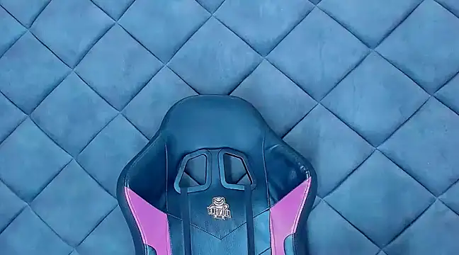 Nellyhills online show from February 2025 03:42:01 PM