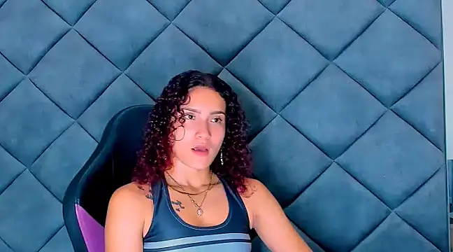 Nellyhills online show from February 2025 09:56:02 PM