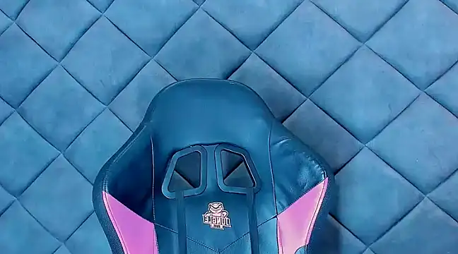 Nellyhills online show from February 2025 03:49:01 PM