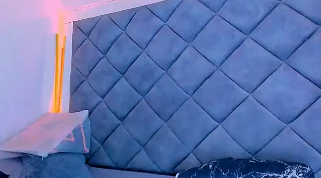 Nellyhills online show from March 2025 07:57:02 PM