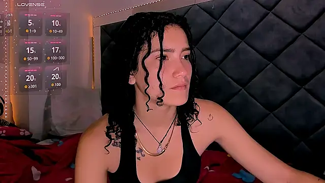 Nellyhills online show from September 2025 11:10:01 AM