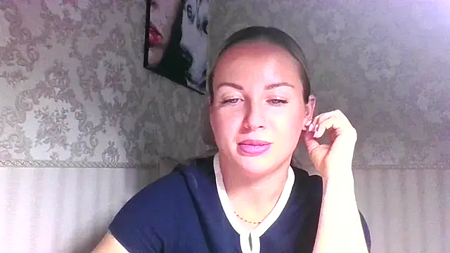 jennifer838 online show from October 2025 12:02:02 PM