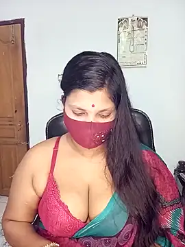 Hot-Angel  online show from October 2025 05:33:01 PM