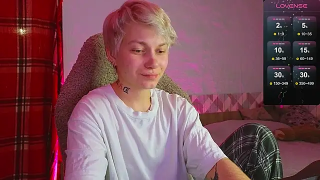 Snapshot of esajukyy chatting on December 2024 11:50:02 AM esajukyy online show from December 2024 11:50:02 AM