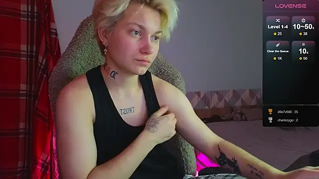 Snapshot of esajukyy chatting on February 2025 01:08:02 PM esajukyy online show from February 2025 01:08:02 PM